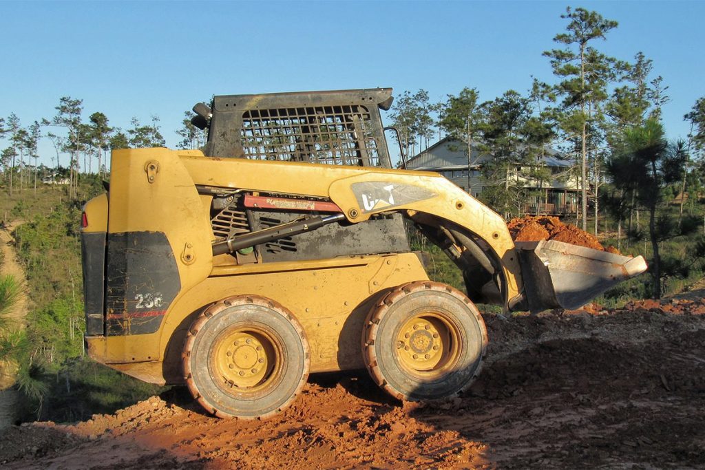 5 Skid Steer Attachments that Make Farming Easier - Colliers News